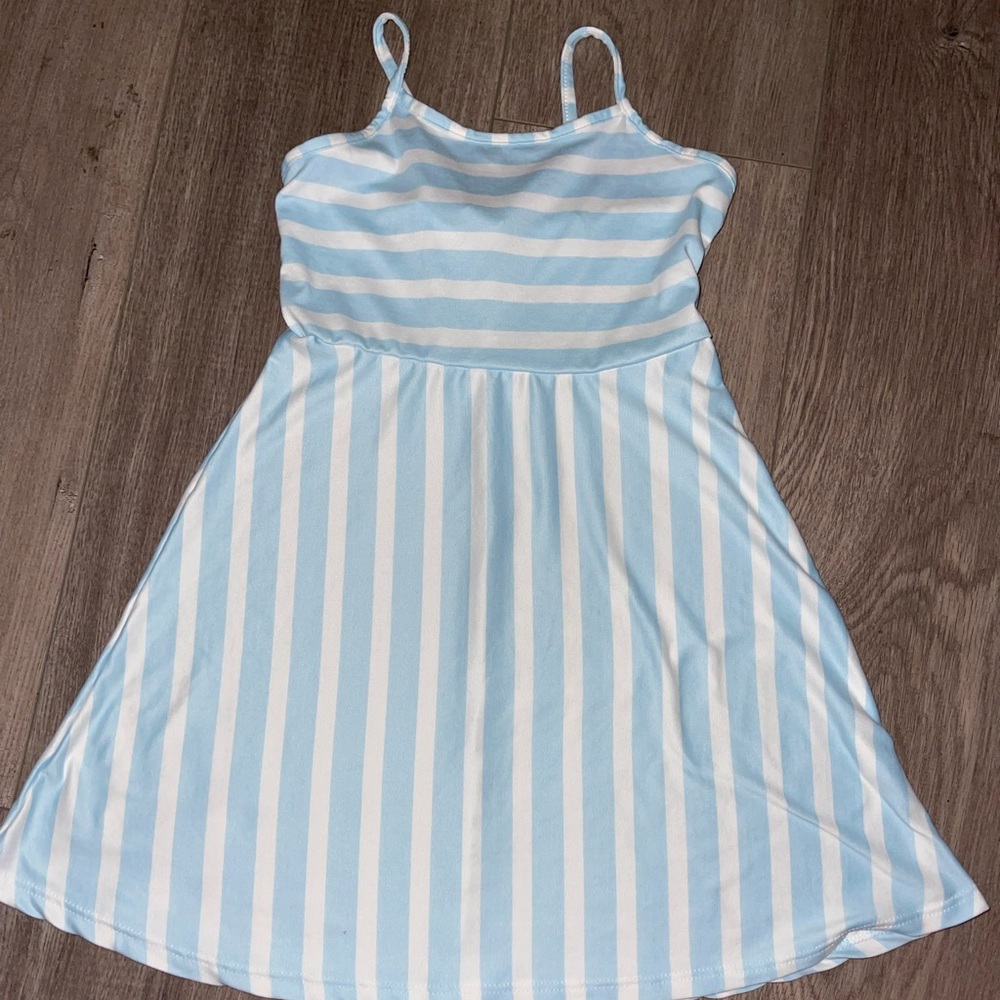 3/20$😊 Forever 21 Lil girls dress 😊